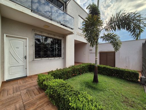 Apartamento Térreo Semimobiliado à venda em Foz do Iguaçu, Edifício Maria Rosa, Centro.