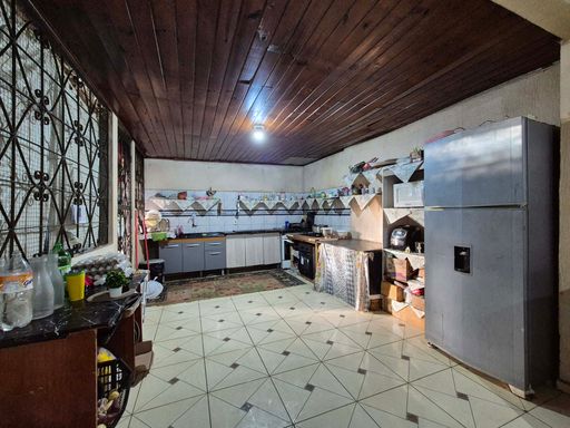 Casa à venda no Ouro Verde/ Porto Meira, pertinho da Av. Safira.