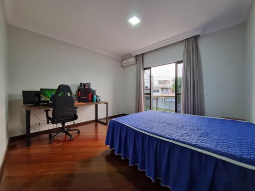 Sobrado à venda em Foz do Iguaçu, Jardim das Laranjeiras, 6 Quartos, 259m², 3 Vagas