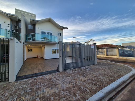 Fachada Sobrado Venda Lancaster Foz