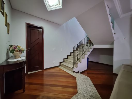 Sobrado à venda em Foz do Iguaçu, Jardim das Laranjeiras, 6 Quartos, 259m², 3 Vagas
