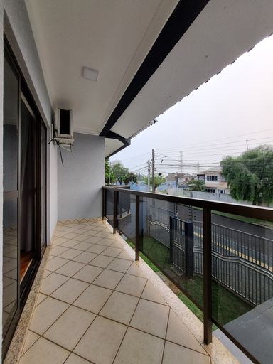 Sobrado à venda em Foz do Iguaçu, Jardim das Laranjeiras, 6 Quartos, 259m², 3 Vagas