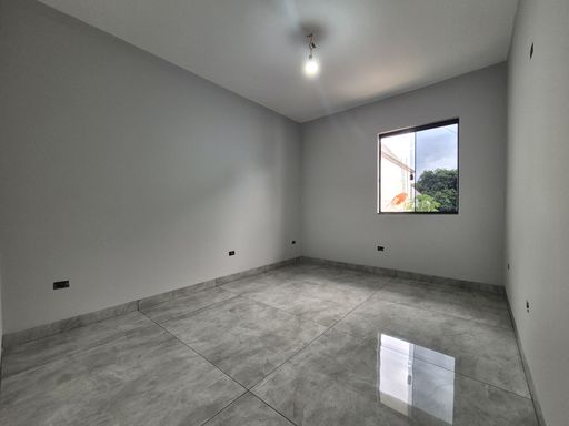 Casa à venda no Parque Presidente II, Foz do Iguaçu - Quarto fundos