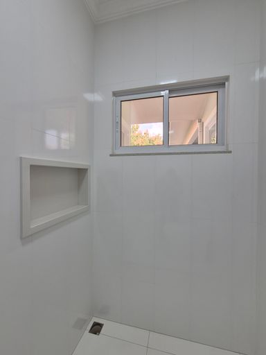 Casa à Venda em Santa Terezinha de Itaipu, Resid. Cataratas, 1 Suíte + 2 Quartos