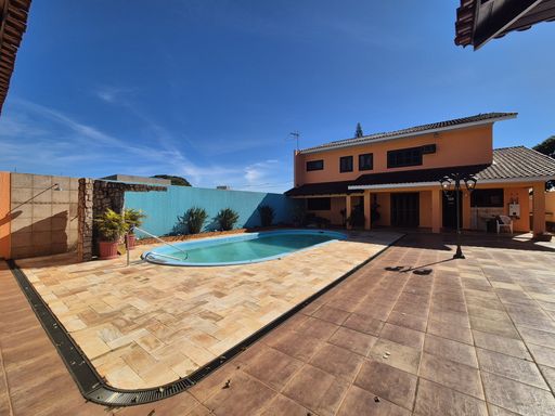 Sobrado Casa à venda no Lancaster Vila A, Foz do Iguaçu, Avenida Sílvio Américo Sasdelli.