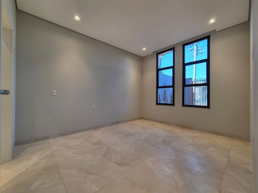 Casa à venda em Foz do Iguaçu, Jardim Ipê IV, 100m², 3 Quartos, 175m² de lote,