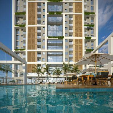 Legacy - Piscina