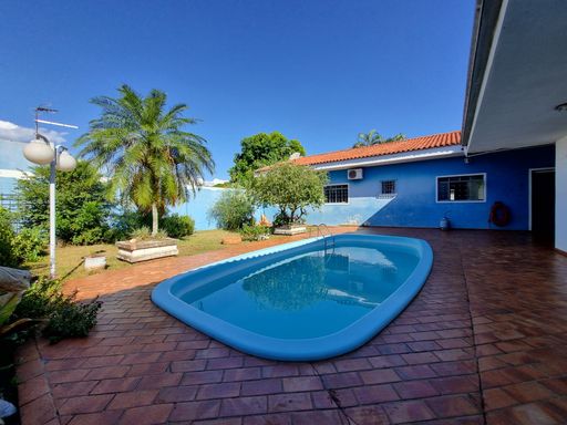 Quintal e Piscina - Casa Venda Duarte Lancaster Foz