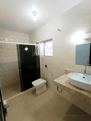 Quarto 2 - Banheiro Suíte