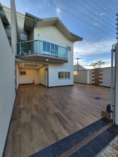 Fachada Sobrado Venda Lancaster Foz