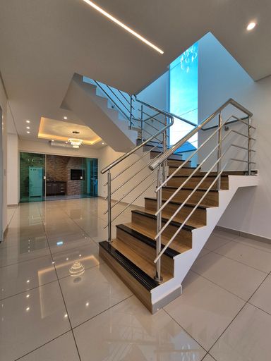 Escada Sobrado Venda Lancaster Foz