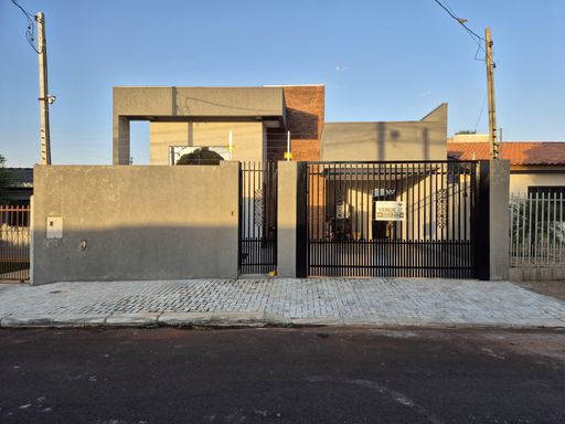 Fachada Externa - Casa à venda no Curitibano IV/ Lancaster