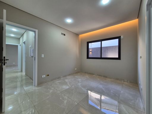 Suíte - Casa à venda no Curitibano IV/ Lancaster