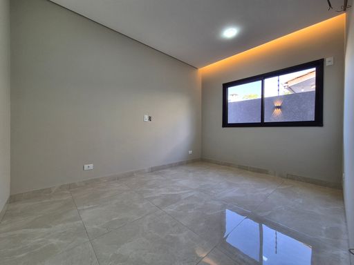 Quarto fundos - Casa à venda no Curitibano IV/ Lancaster