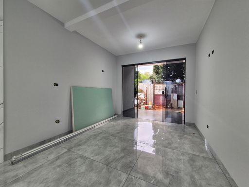 Casa à venda no Parque Presidente II, Foz do Iguaçu - Sala