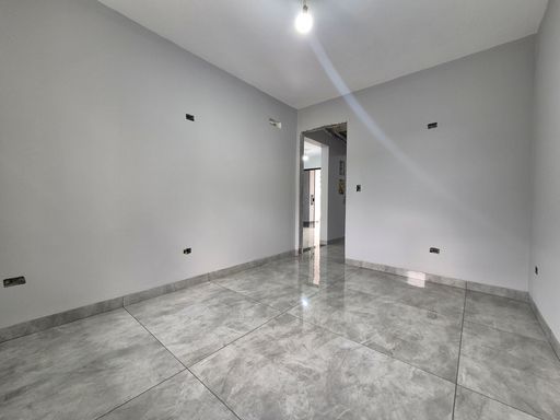 Casa à venda no Parque Presidente II, Foz do Iguaçu - Quarto fundos