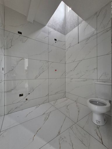 Casa à venda no Parque Presidente II, Foz do Iguaçu - Banheiro Social