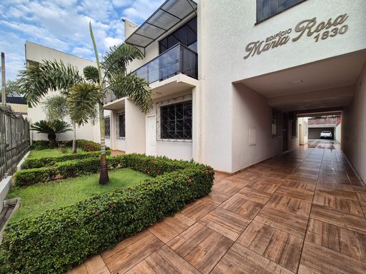 Apartamento Térreo Semimobiliado à venda em Foz do Iguaçu, Edifício Maria Rosa, Centro.