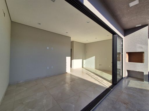 Casa à venda em Foz do Iguaçu, Jardim Ipê IV, 100m², 3 Quartos, 175m² de lote,