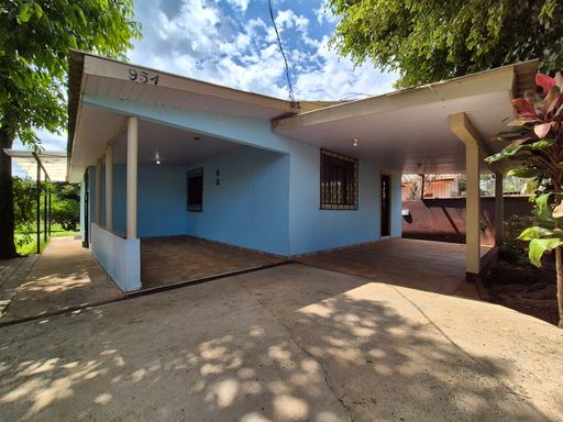 Casa e edícula à venda no Jardim Duarte/ Lancaster em Foz do Iguaçu