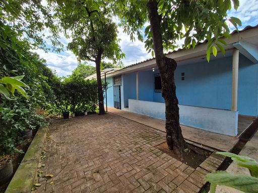Casa e edícula à venda no Jardim Duarte/ Lancaster em Foz do Iguaçu