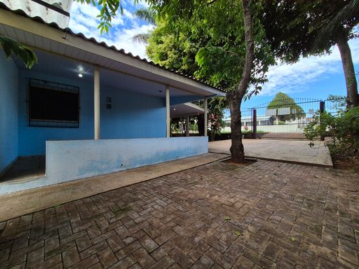 Casa e edícula à venda no Jardim Duarte/ Lancaster em Foz do Iguaçu