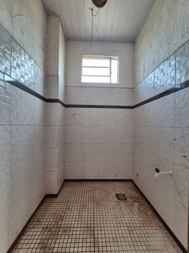 Salão Galpão Barracão comercial à venda e locação em Foz do Iguaçu, Universitário I, com 294m²
