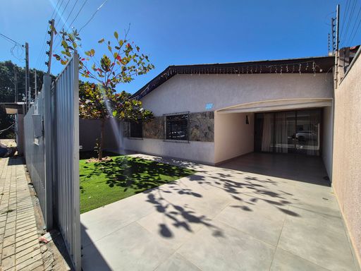 Fachada - Casa a venda Panorama / Jardim Lindóia