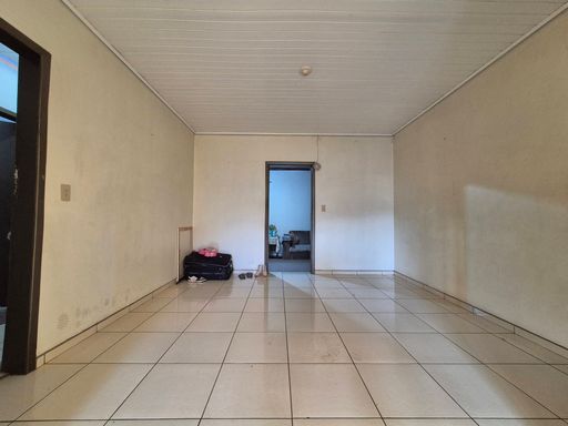 Casa à venda no Ouro Verde/ Porto Meira, pertinho da Av. Safira.