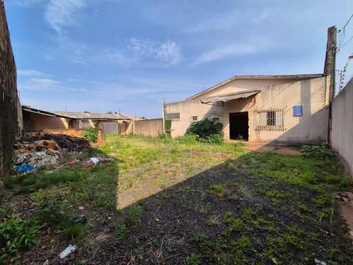 Salão Galpão Barracão comercial à venda e locação em Foz do Iguaçu, Universitário I, com 294m²
