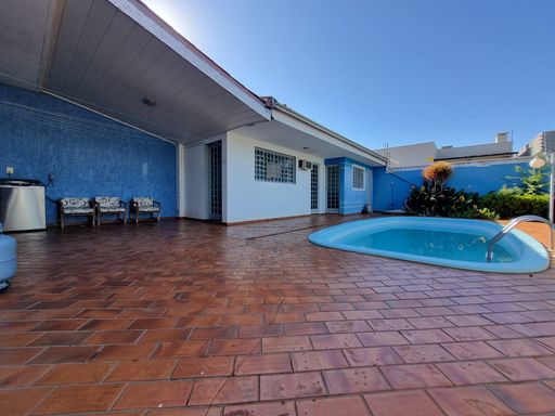 Varanda e Edícula e piscina - Casa Venda Duarte Lancaster Foz