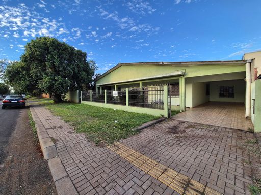 Casa à venda no Ouro Verde/ Porto Meira, pertinho da Av. Safira.