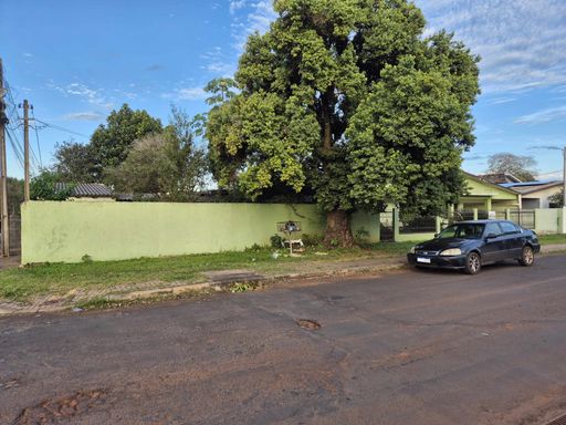 Casa à venda no Ouro Verde/ Porto Meira, pertinho da Av. Safira.