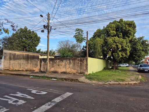 Casa à venda no Ouro Verde/ Porto Meira, pertinho da Av. Safira.