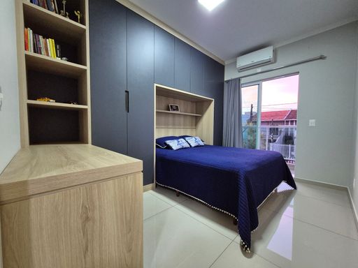 Quarto 1 frontal