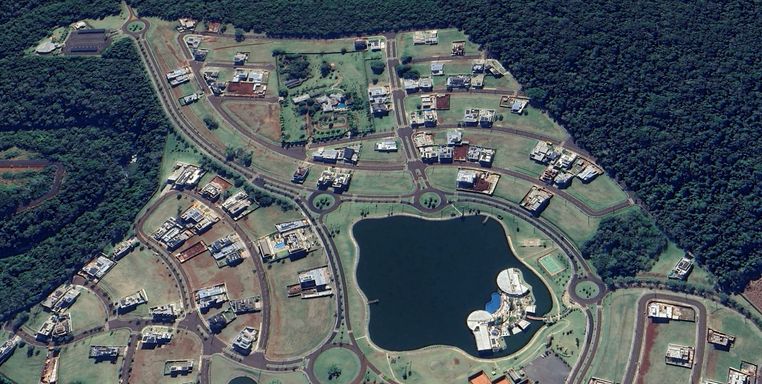 Terreno á venda no Condomínio Royal Falls Yacht com 550m² - Foz do Iguaçu