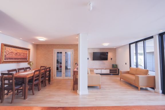 Sobrado/Casa Mobiliado à venda no Jardim Canadá/Lancaster em Foz do Iguaçu