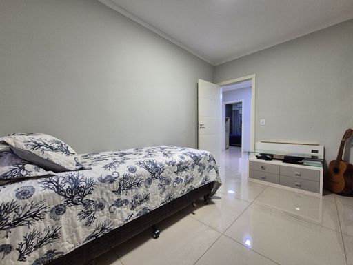 Quarto 2 fundos