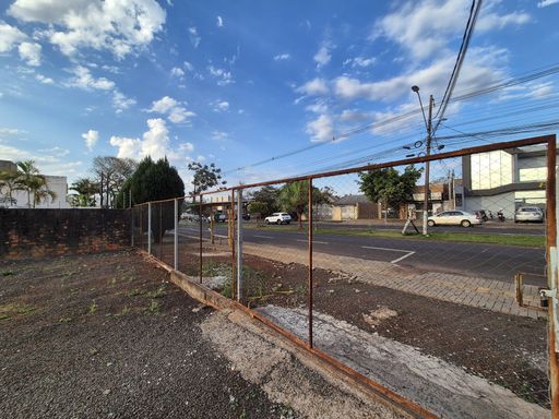 Terreno Comercial e Residencial à venda na Avenida Andradina, Jardim Curitibano III, Foz do Iguaçu