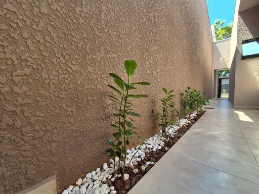 Jardinagem - Casa à venda no Bourbon/ Bérgamo em Foz do Iguaçu/PR