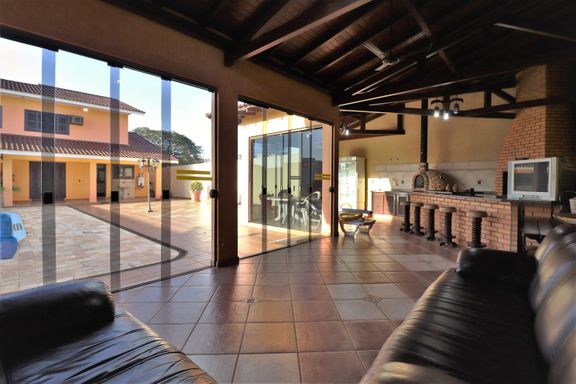 Sobrado Casa à venda no Lancaster Vila A, Foz do Iguaçu, Avenida Sílvio Américo Sasdelli.