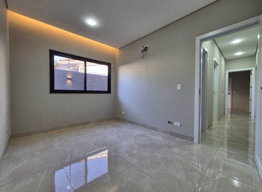 Quarto fundos - Casa à venda no Curitibano IV/ Lancaster