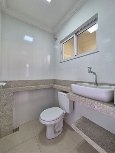 Casa à Venda em Santa Terezinha de Itaipu, Resid. Cataratas, 1 Suíte + 2 Quartos
