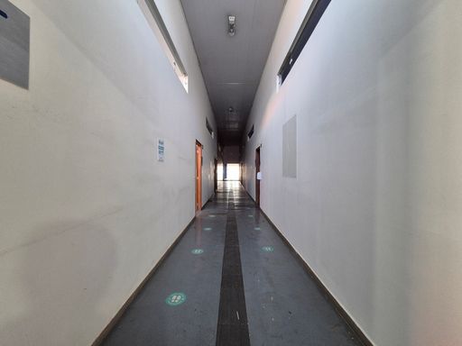 Barracão à Venda e Locação, de frente a BR-277, em Foz do Iguaçu, com 1.327m² e área 4.572m²