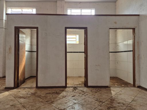 Salão Galpão Barracão comercial à venda e locação em Foz do Iguaçu, Universitário I, com 294m²