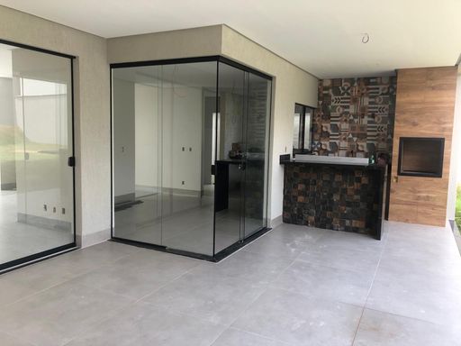 Sobrado Novo, 03 quartos a venda, Portal do Sol Garden - Goiânia. C2K IMÓVEIS