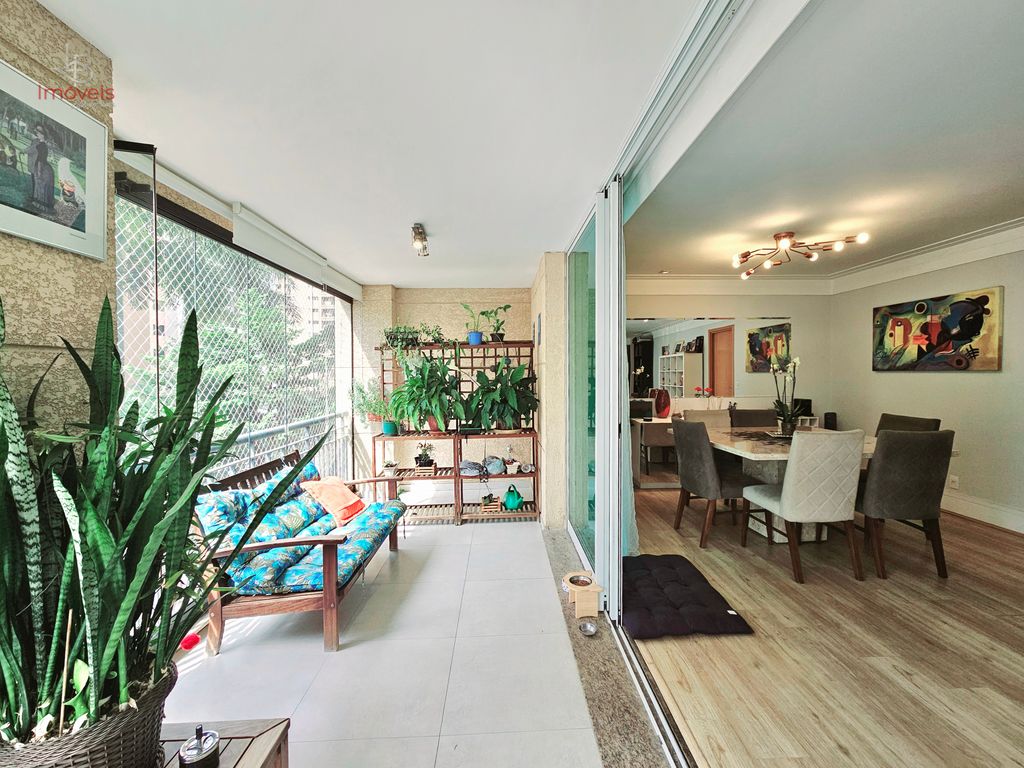 Apartamento, 3 quartos, 167 m² - Foto 2