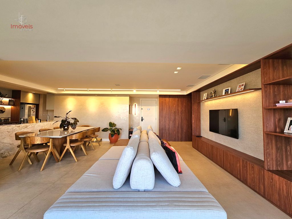 Apartamento, 3 quartos, 146 m² - Foto 2
