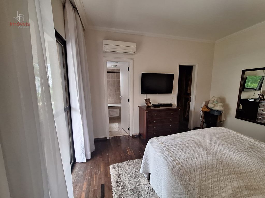 Apartamento, 3 quartos, 204 m² - Foto 11