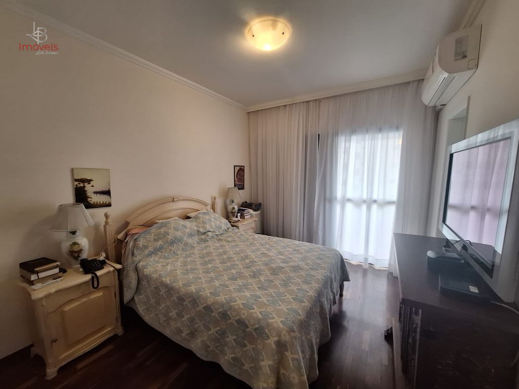 Apartamento, 3 quartos, 204 m² - Foto 17